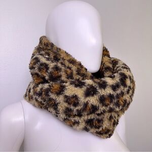 ɴᴡᴏᴛ ᴄᴀʟᴠɪɴ ᴋʟᴇɪɴ ᴘʟᴜꜱʜ ʟᴇᴏᴘᴀʀᴅ ɪɴꜰɪɴɪᴛʏ ᴄᴏᴡʟ ꜱᴄᴀʀꜰ